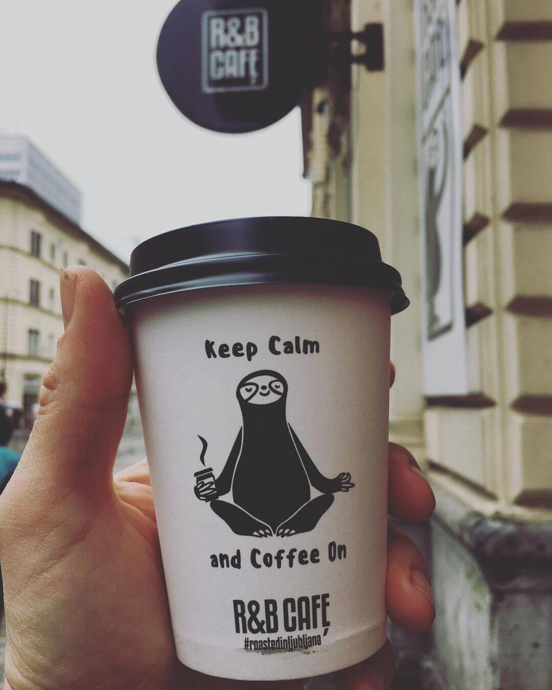 R&B Café Roasters coffee to go