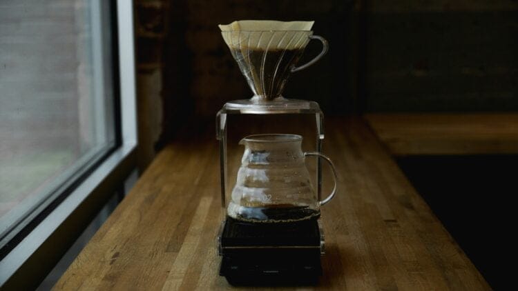 making filter coffee