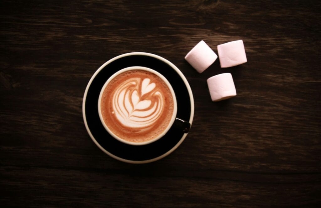 latte art on coffee